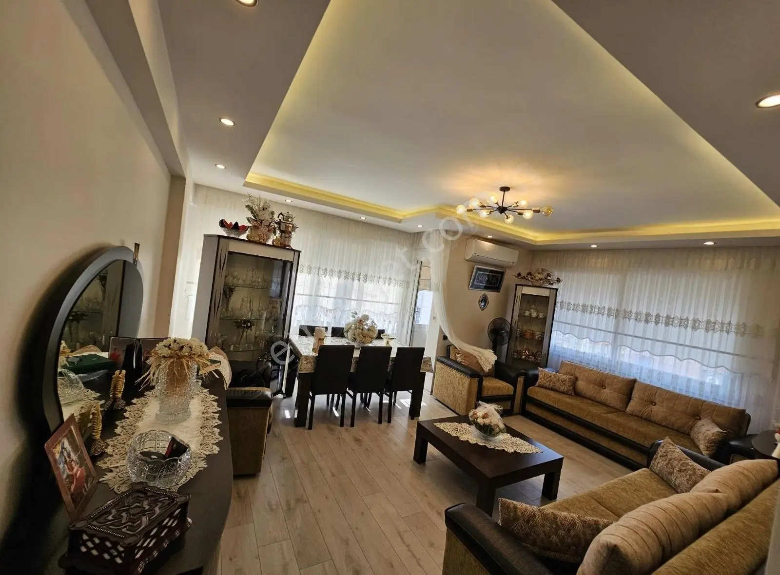 Akdeniz Yenimahalle Full Yapılı Ekstralı Satılık 3+1