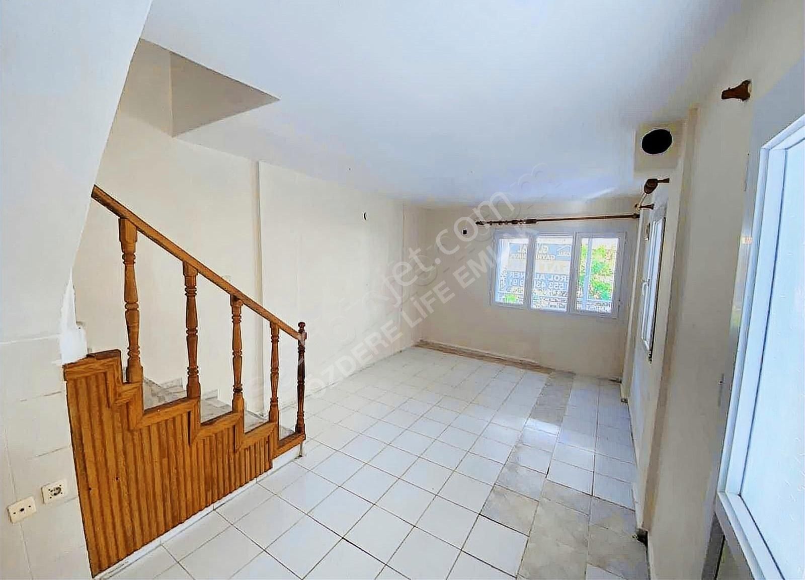 Site İçerisinde Kelepir Villa (pazarlık Ve Takasa Açık)