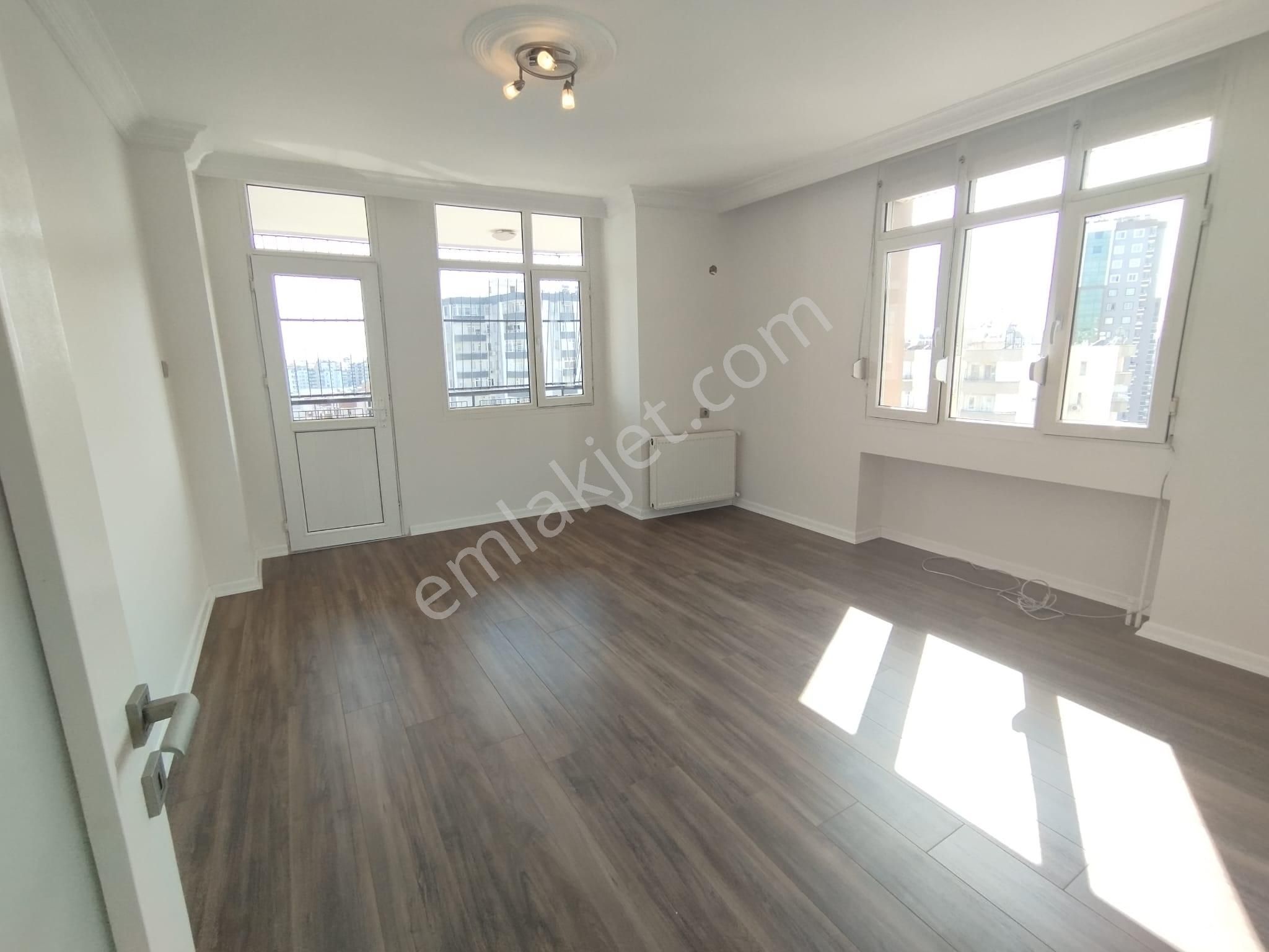 Turgut Özal İle Kenan Evren Bulvarı Kesişiminde Her Kat Tek Daire 4+1 Lüks Daire - Görsel 29