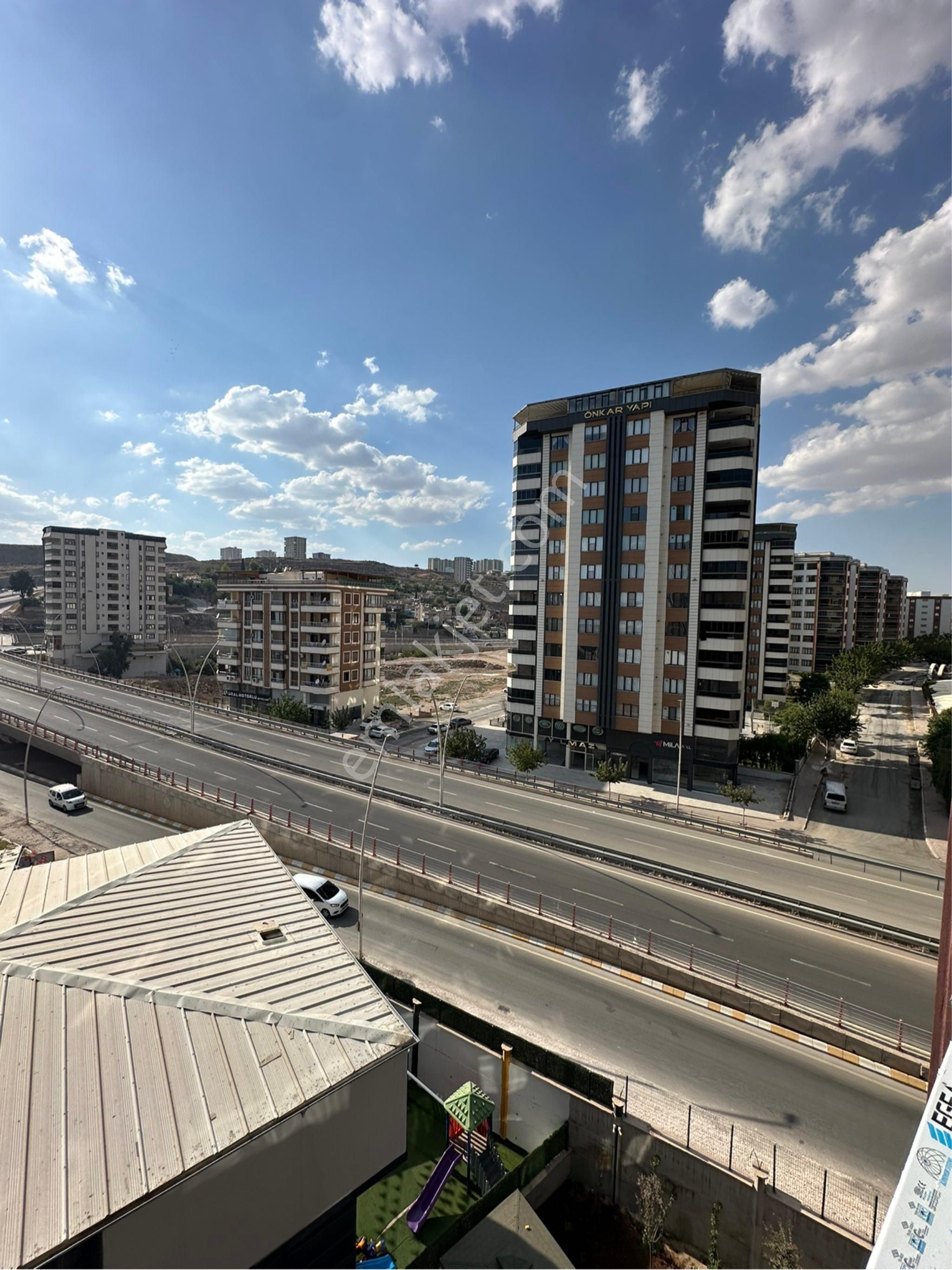 Akdem Emlaktan Kiralık Ultra Luks 2+1 Daire - Görsel 16