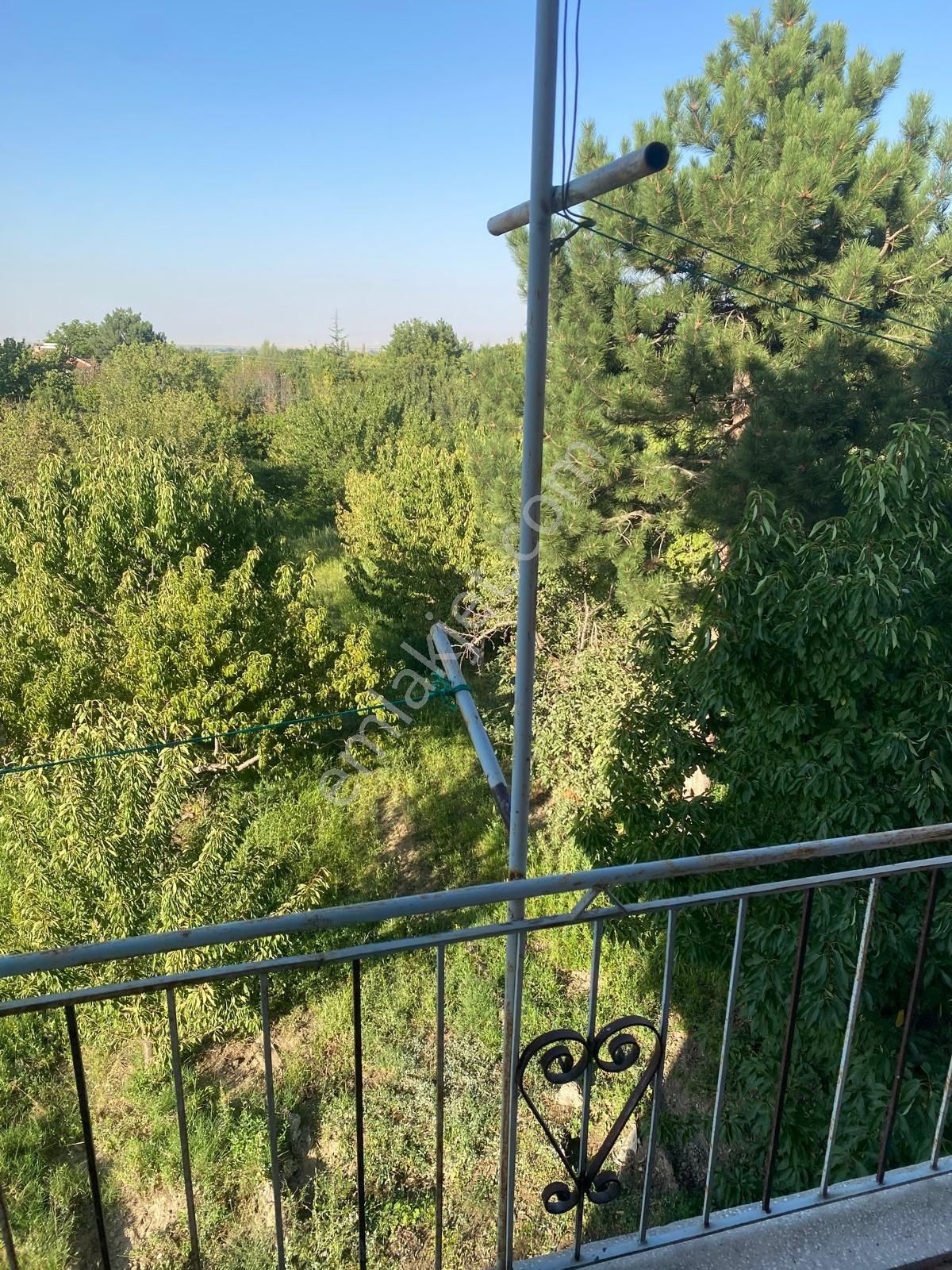 Dinamikten Nadirde Satlık Ev - Görsel 13