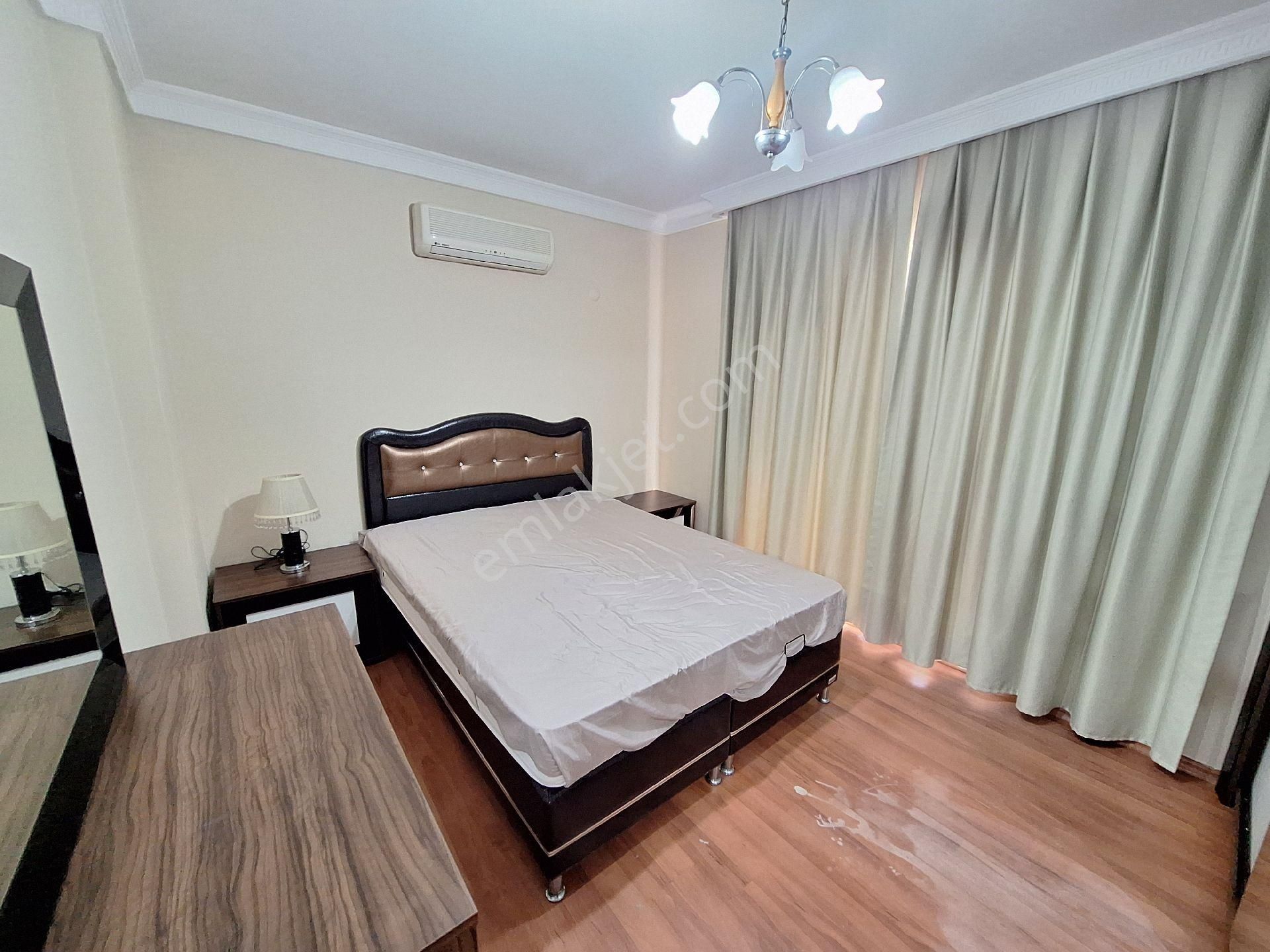 Kuşadası Ege Mahallesinde Havuzlu Doğalgaz Isıtmalı Rezidans 3+1 Eşyalı/eşyasız Kiralık Daire - Görsel 19