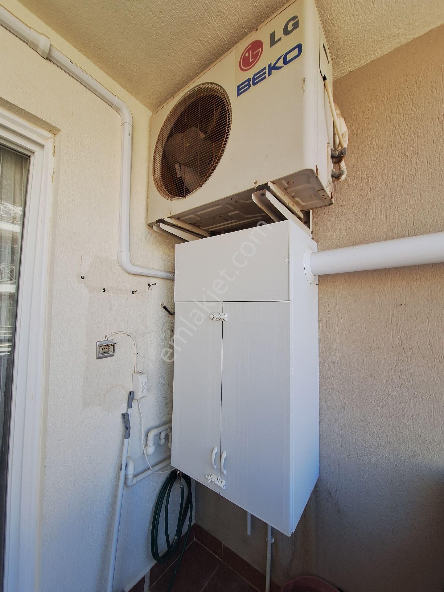 Kuşadası Ege Mahallesinde Havuzlu Doğalgaz Isıtmalı Rezidans 3+1 Eşyalı/eşyasız Kiralık Daire - Görsel 23