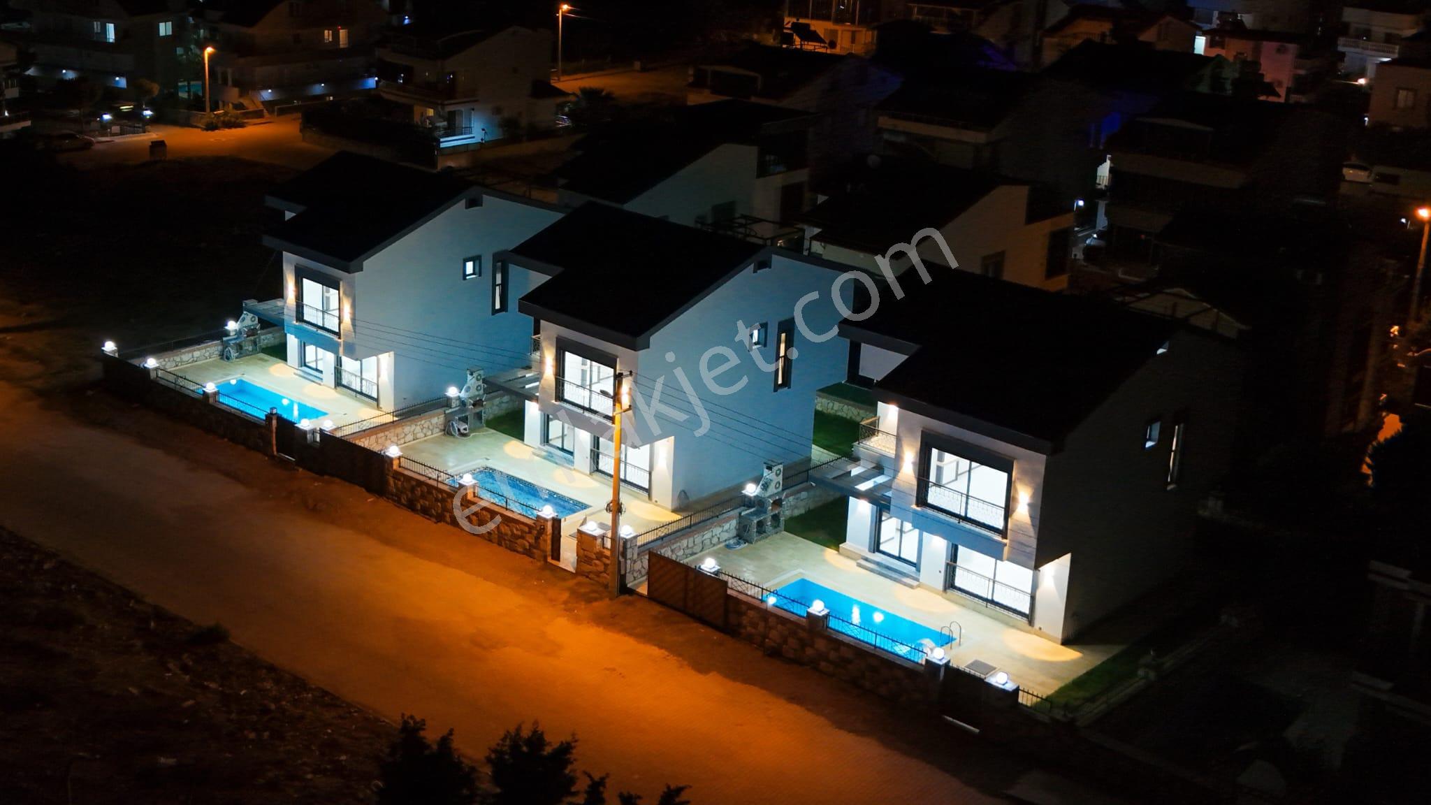 Aydın Didim Altınkum Yeşilkent Yolu 5+1 Satılık Villa - Görsel 3
