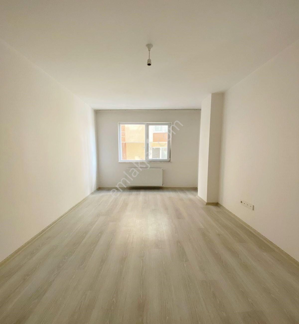 Avcılar Cihangirde Kaymakamlık Karşısı Sıfır 2+1 Satılık Ara Kat - Görsel 3