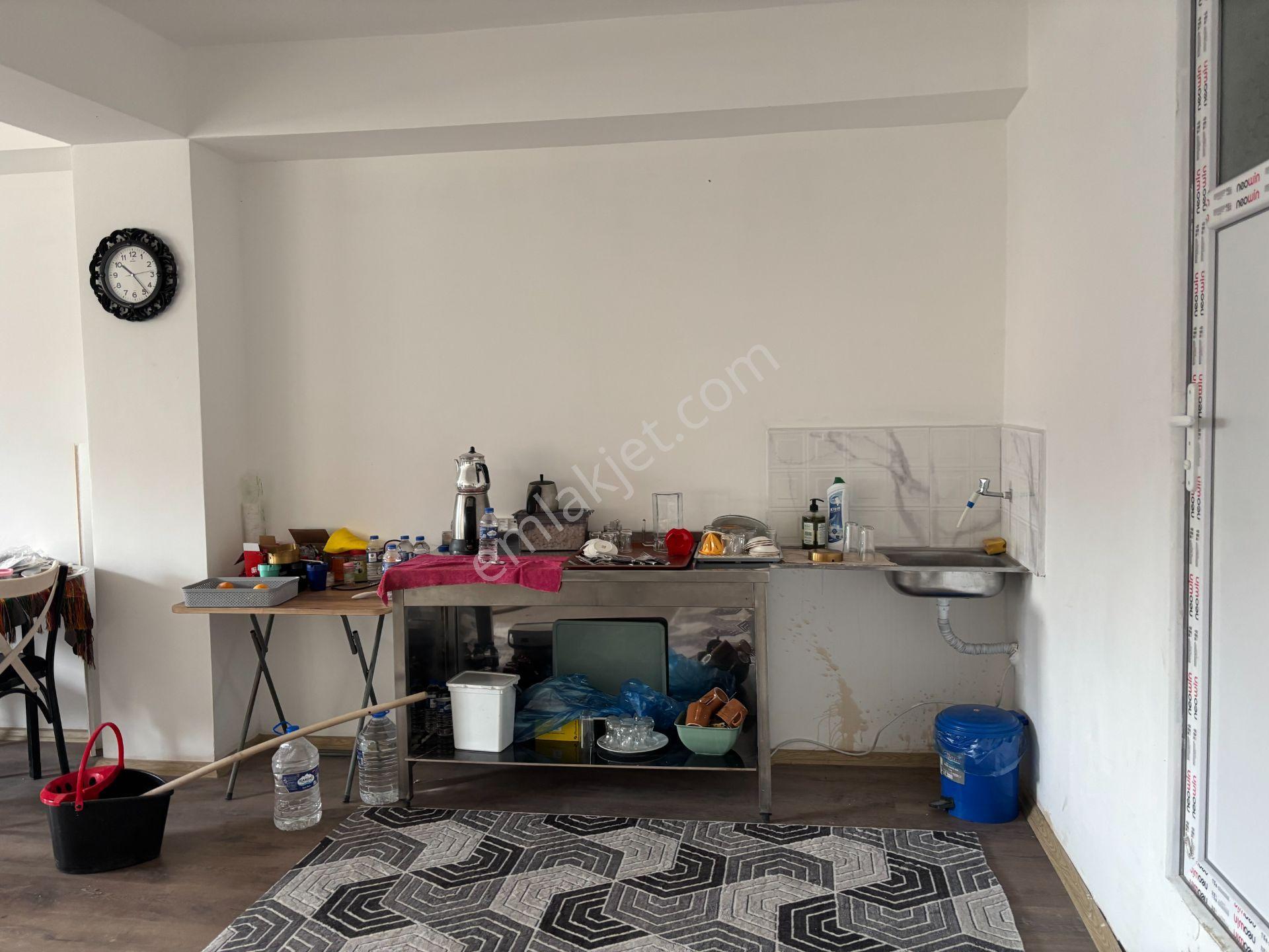 Şehrin Yeni Gelişim Bölgesinde Yatrımlık İşyeri - Görsel 12