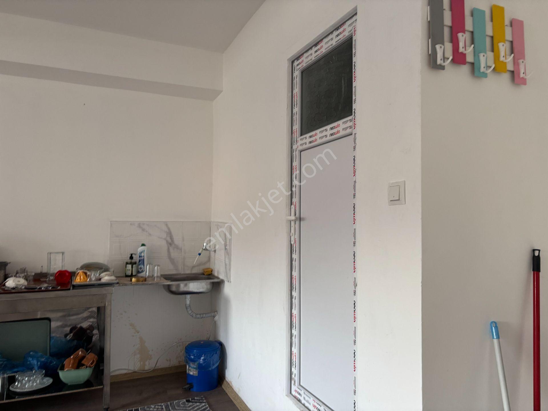 Şehrin Yeni Gelişim Bölgesinde Yatrımlık İşyeri - Görsel 11