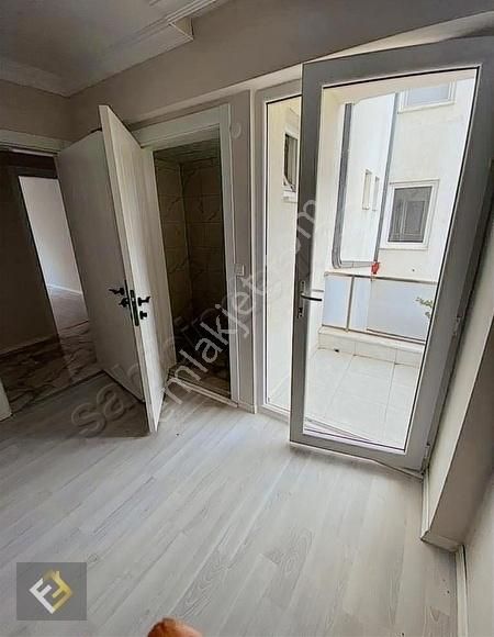 Furkan Emlaktan Şirinevler Mah. Kaçırılmayacak 4+1 Lüx Daire - Görsel 11