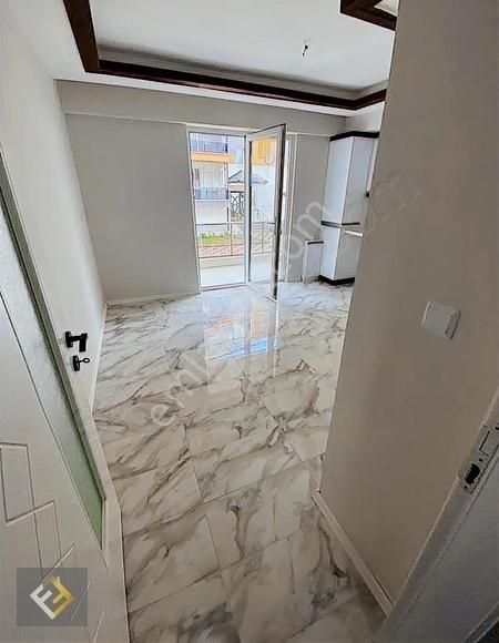 Furkan Emlaktan Şirinevler Mah. Kaçırılmayacak 4+1 Lüx Daire - Görsel 12