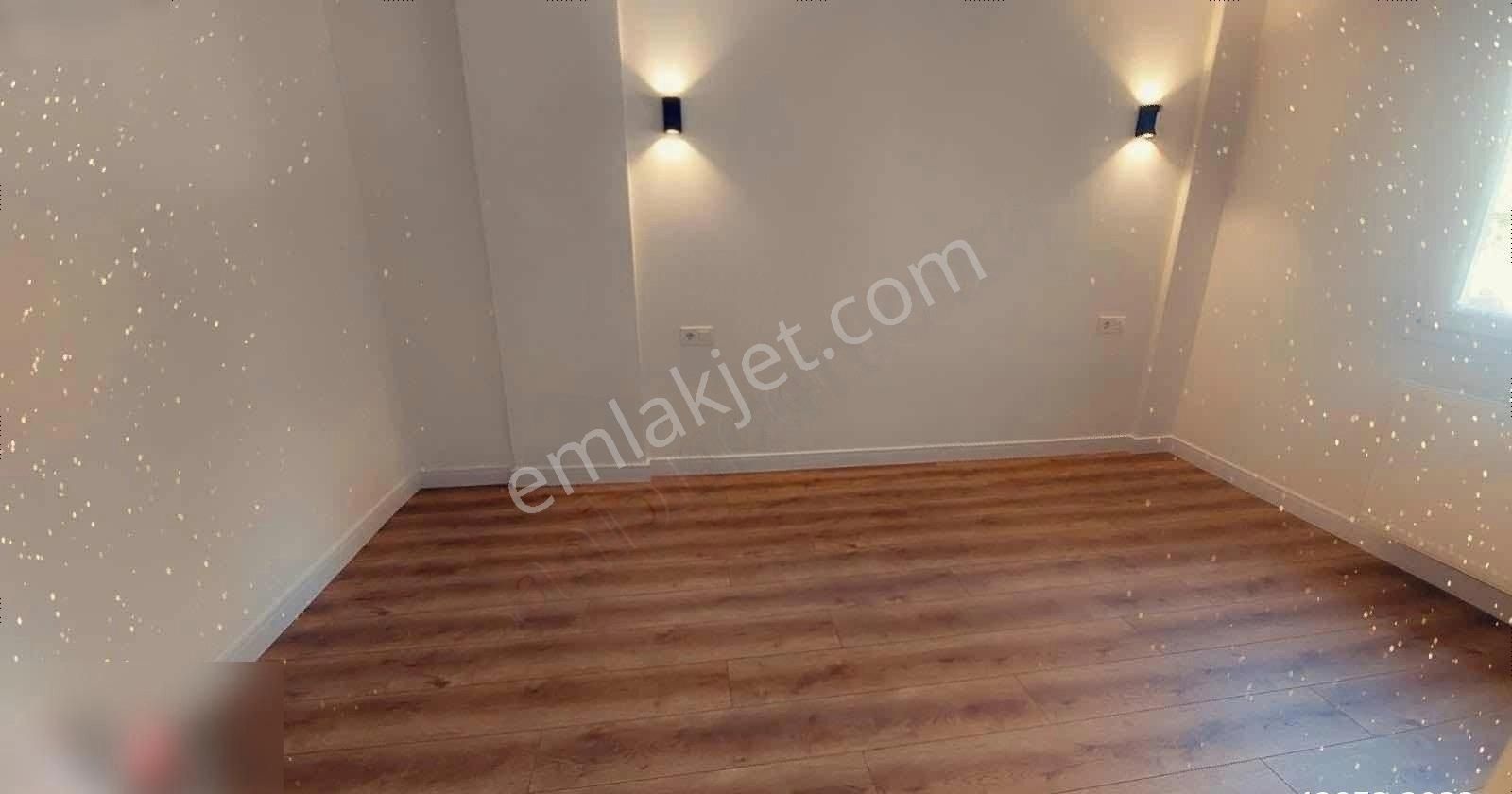 Ren'den Çamlıkta İçi Full Yaılı Köşe 3+1 Satılık Daire - Görsel 2