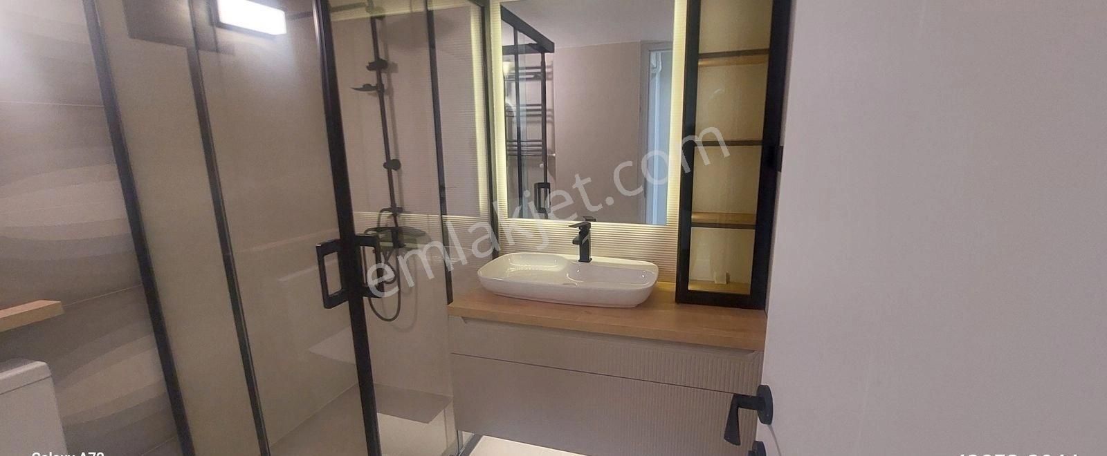 Bostanlı Merkezde İçi Full Yapılı 3+1 Satılık Daire - Görsel 7