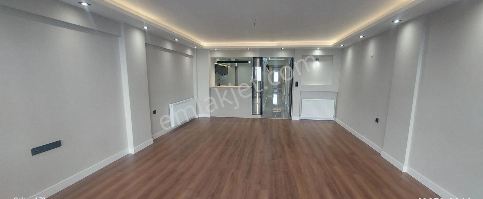 Bostanlı Merkezde İçi Full Yapılı 3+1 Satılık Daire - Görsel 35