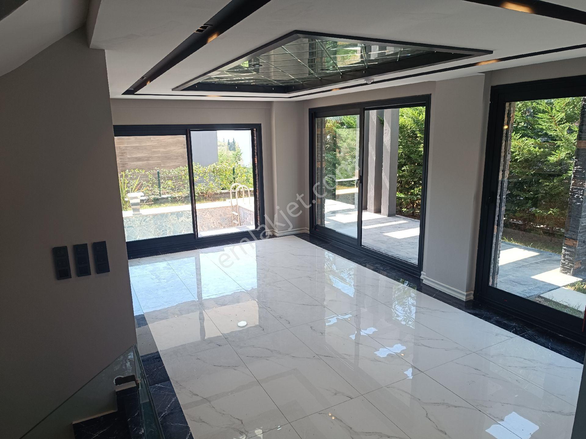Kuşadası Soğucak Hamam Sauna Tek Müstakil Özel Havuzlu 5+1 Satılık Villa - Görsel 28