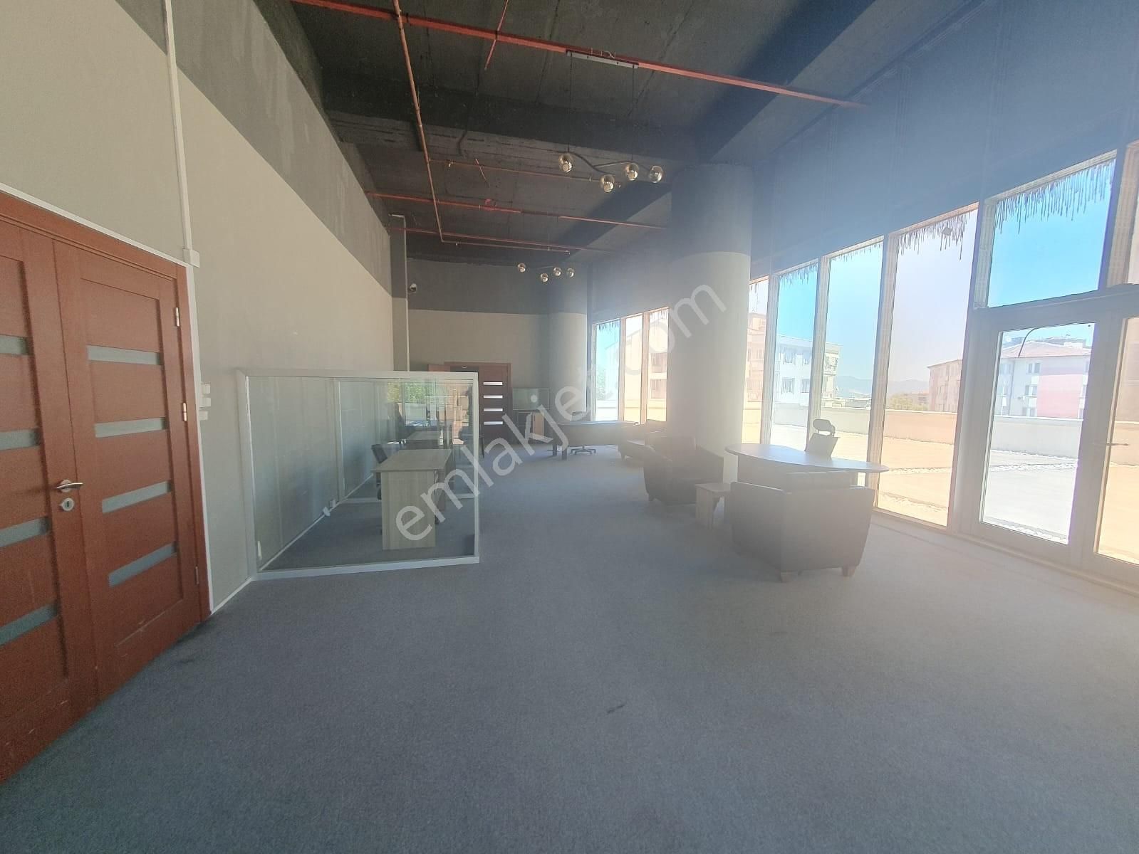 Ankara Yolunda Evke Trade Tower'da Hazır Satılık Ofis - Görsel 2