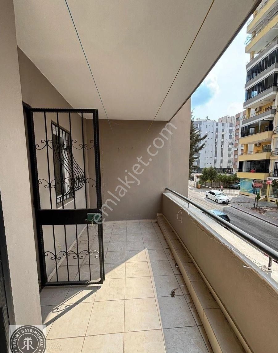 Remint’den Yurt Mahallesinde Geniş 4+1 Kapalı Mutfak Çift Banyolu Dirrk Hasarsız Satılık Daire!!! - Görsel 12