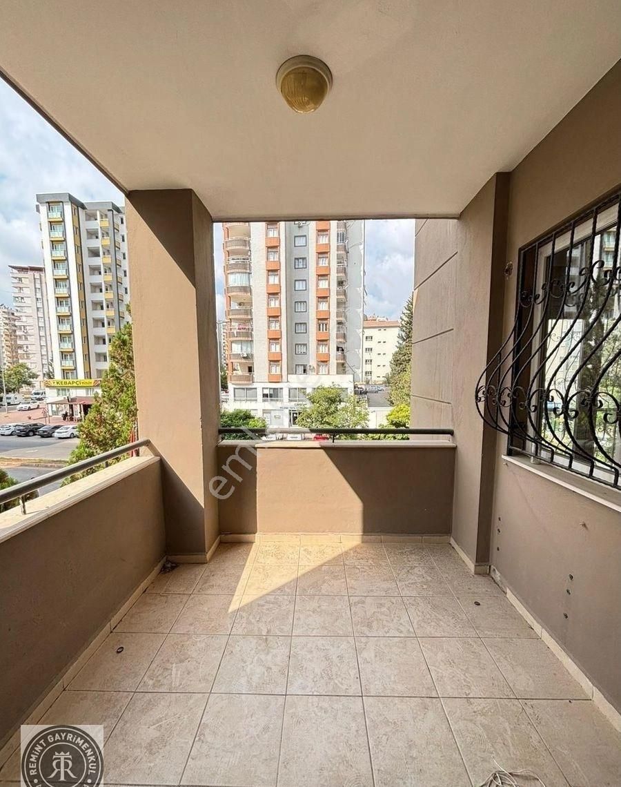 Remint’den Yurt Mahallesinde Geniş 4+1 Kapalı Mutfak Çift Banyolu Dirrk Hasarsız Satılık Daire!!! - Görsel 9