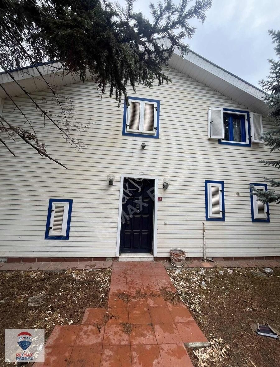 Tuzla Aydınlı Da Müstakil 3 Hatlı Havuzlu Eşsiz Fırsat Villa - Görsel 22