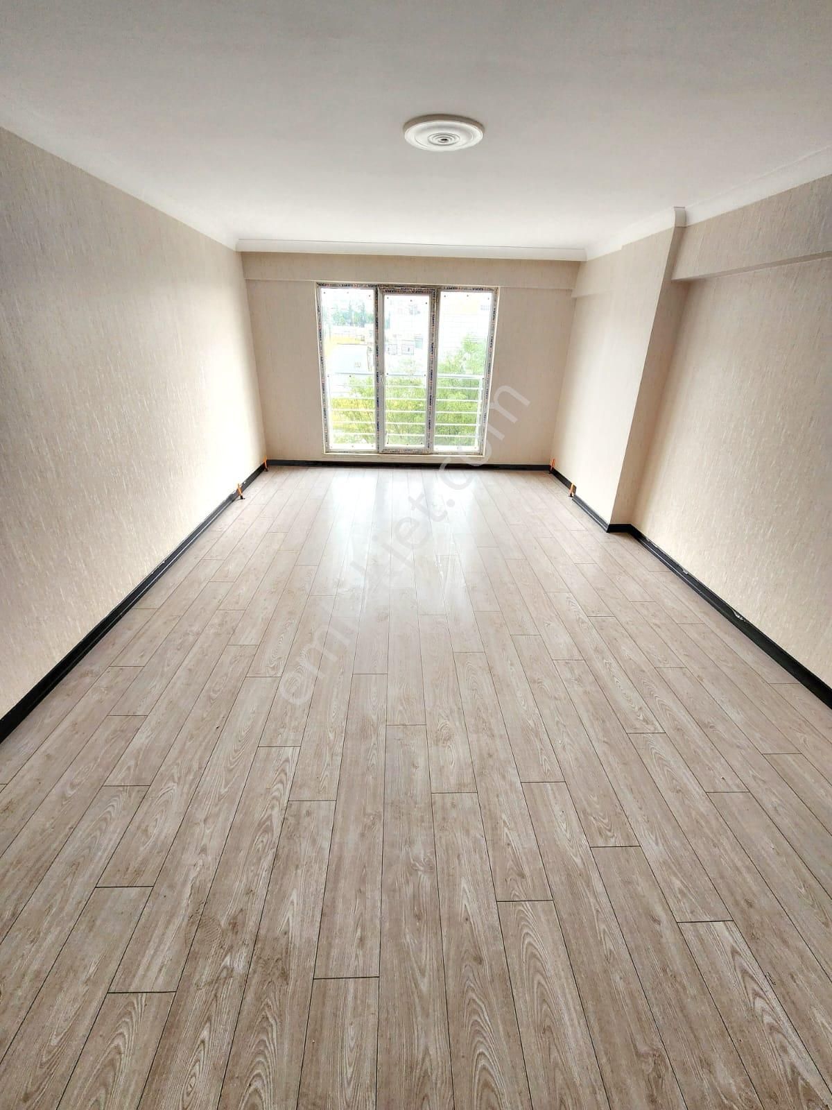 Merkezi Konum 140mt Net Kullanımı İle Ful Yapılı Katta 3+1 Daire - Görsel 22