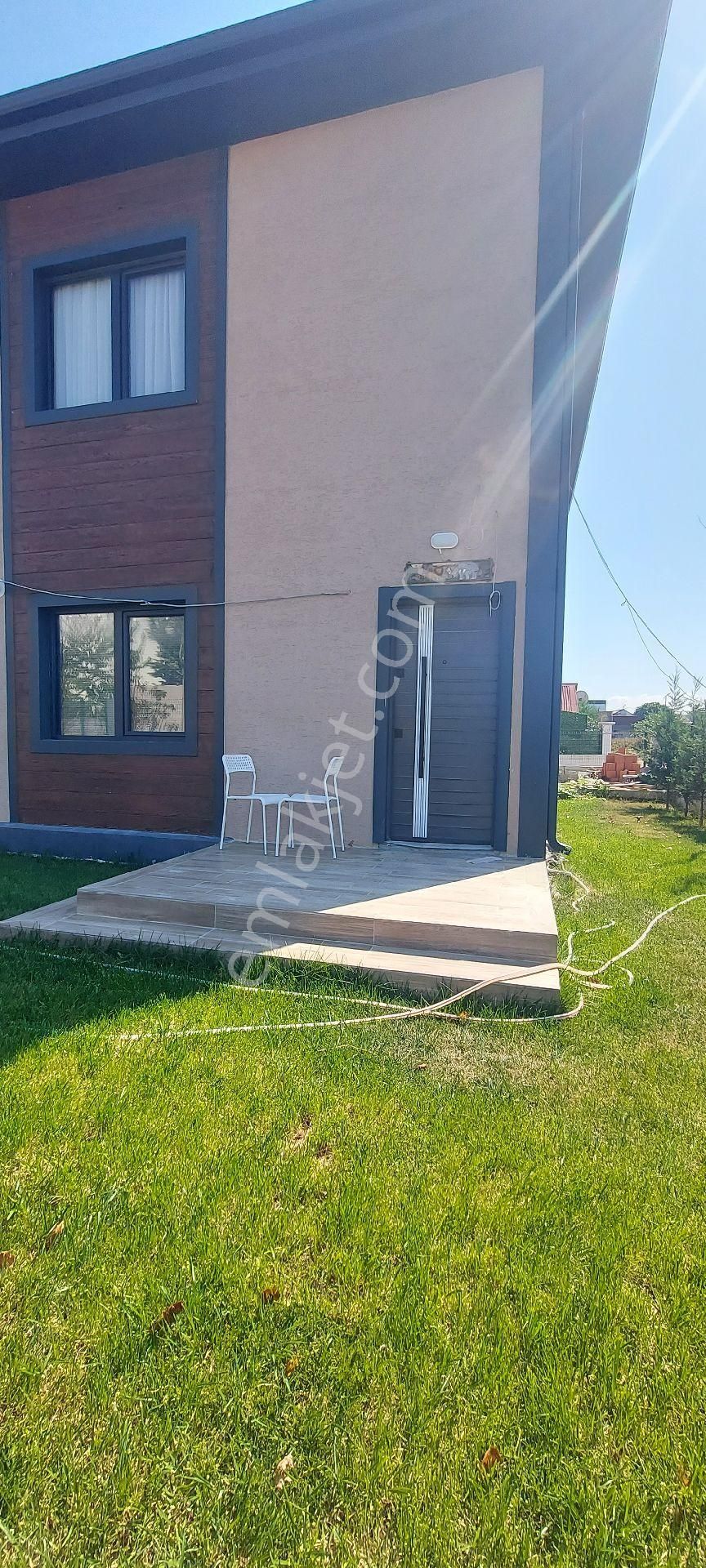 Arnavutköy Karaburunda Fırsat Vılla - Görsel 3