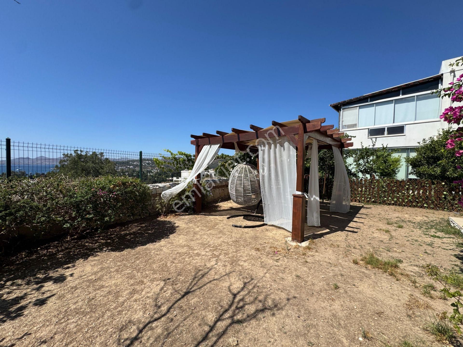 Agr Group'tan Bitez Deniz Manzaralı Satılık 2+1 Bahçe Katı Daire - Görsel 2