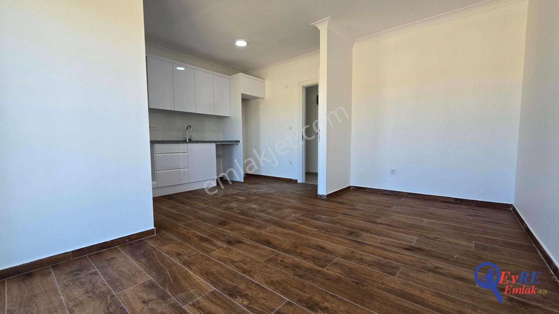 Evre Emlaktan Küçükköyde Kiralık 2+1 Daire 2 Banyo & Wc - Görsel 8