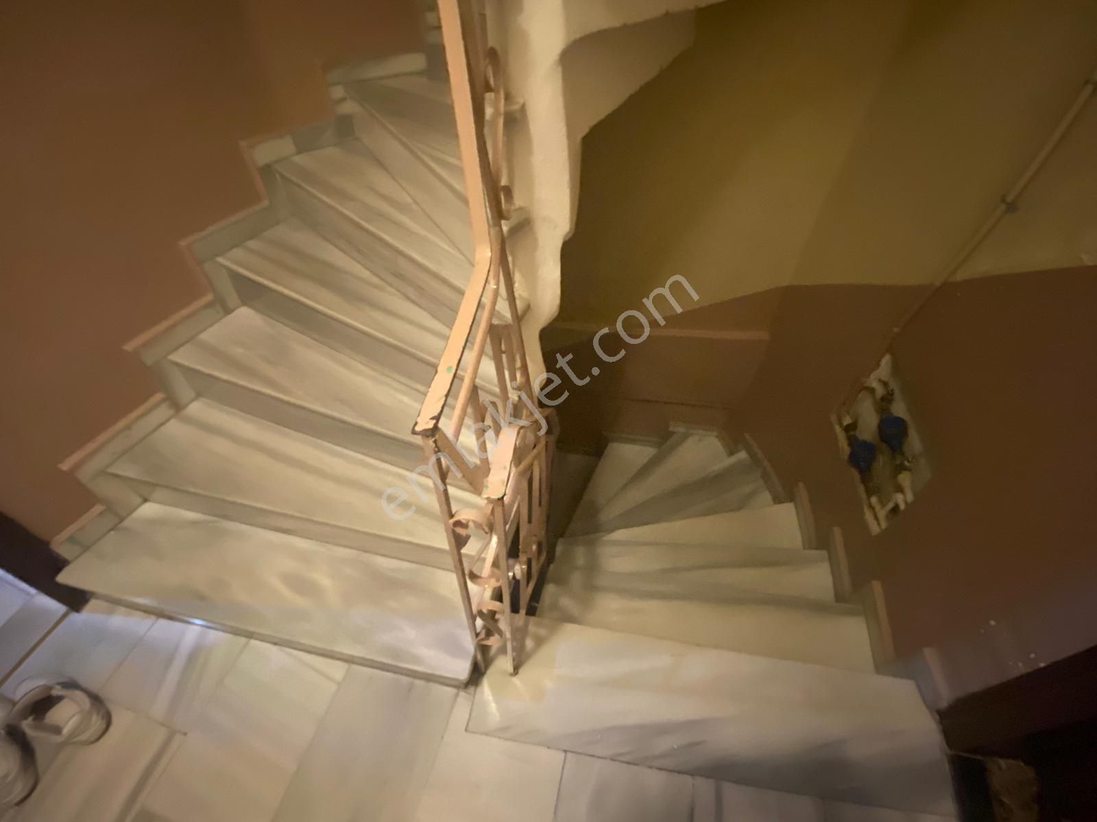 Gaziosmanpaşa Merkez Mah. Sgk Poliklinic Yanında 80m2 2+1 4.kat Balkonlu Daire - Görsel 11