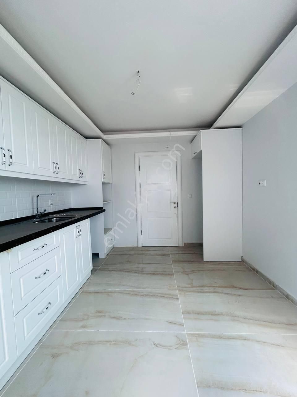 Anayola Cephe Binada Deniz Manzaralı Sıfır 3+1 Daire - Görsel 4