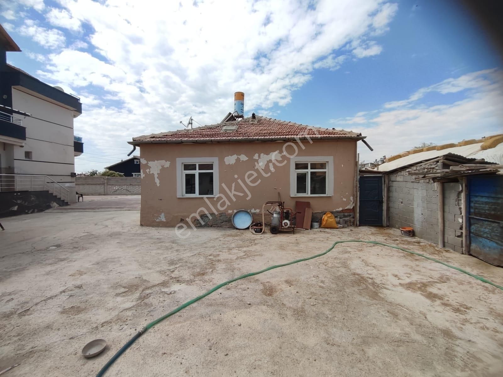 İg`den Saraçoğlu'nda 2228 M2 Arsa 4 Daire 1 Dükkan Besi Çiftliği - Görsel 35