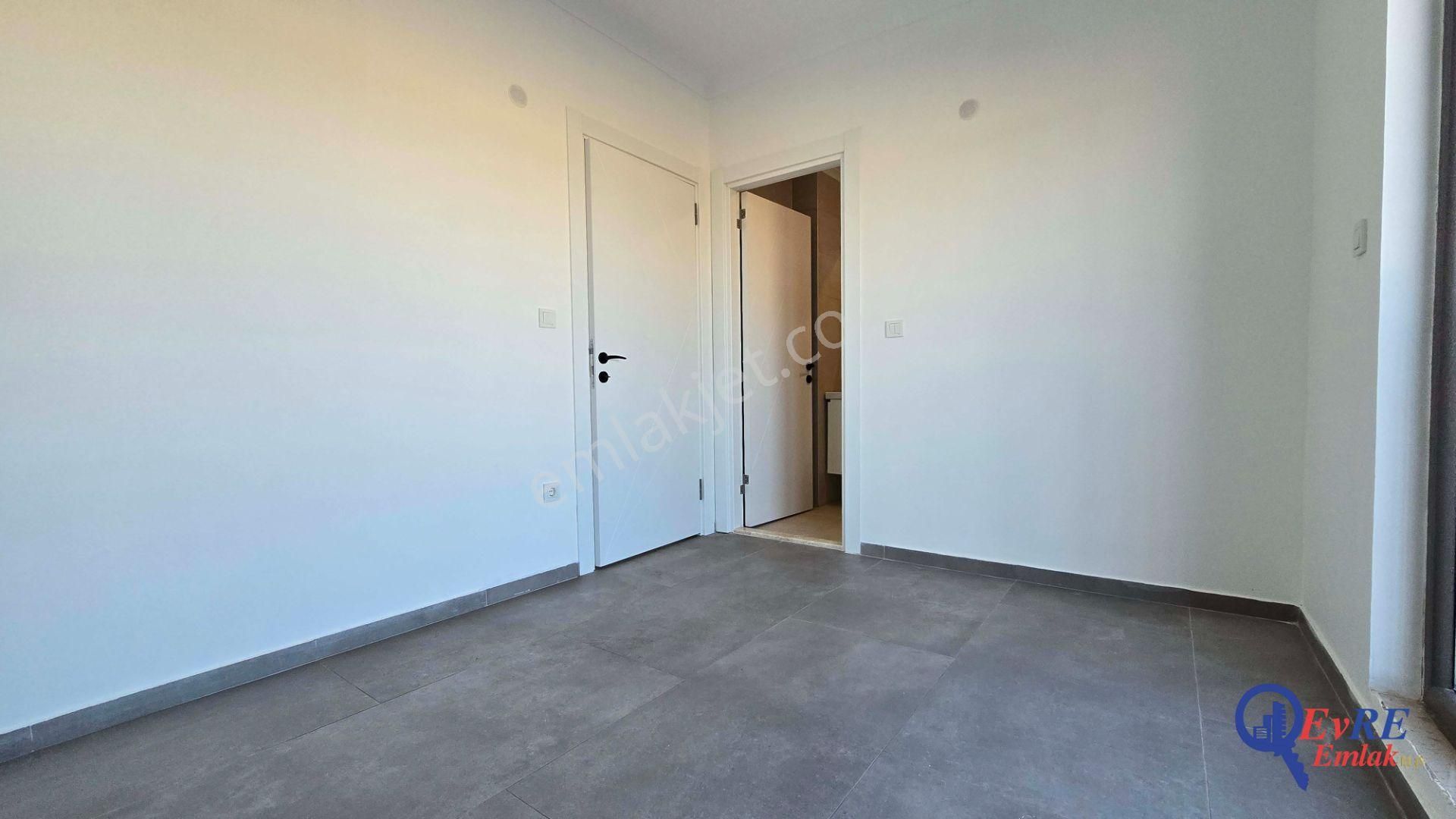 Evre Emlaktan Küçükköyde Satılık 2+1 Daire 3 Banyo & Wc - Görsel 12