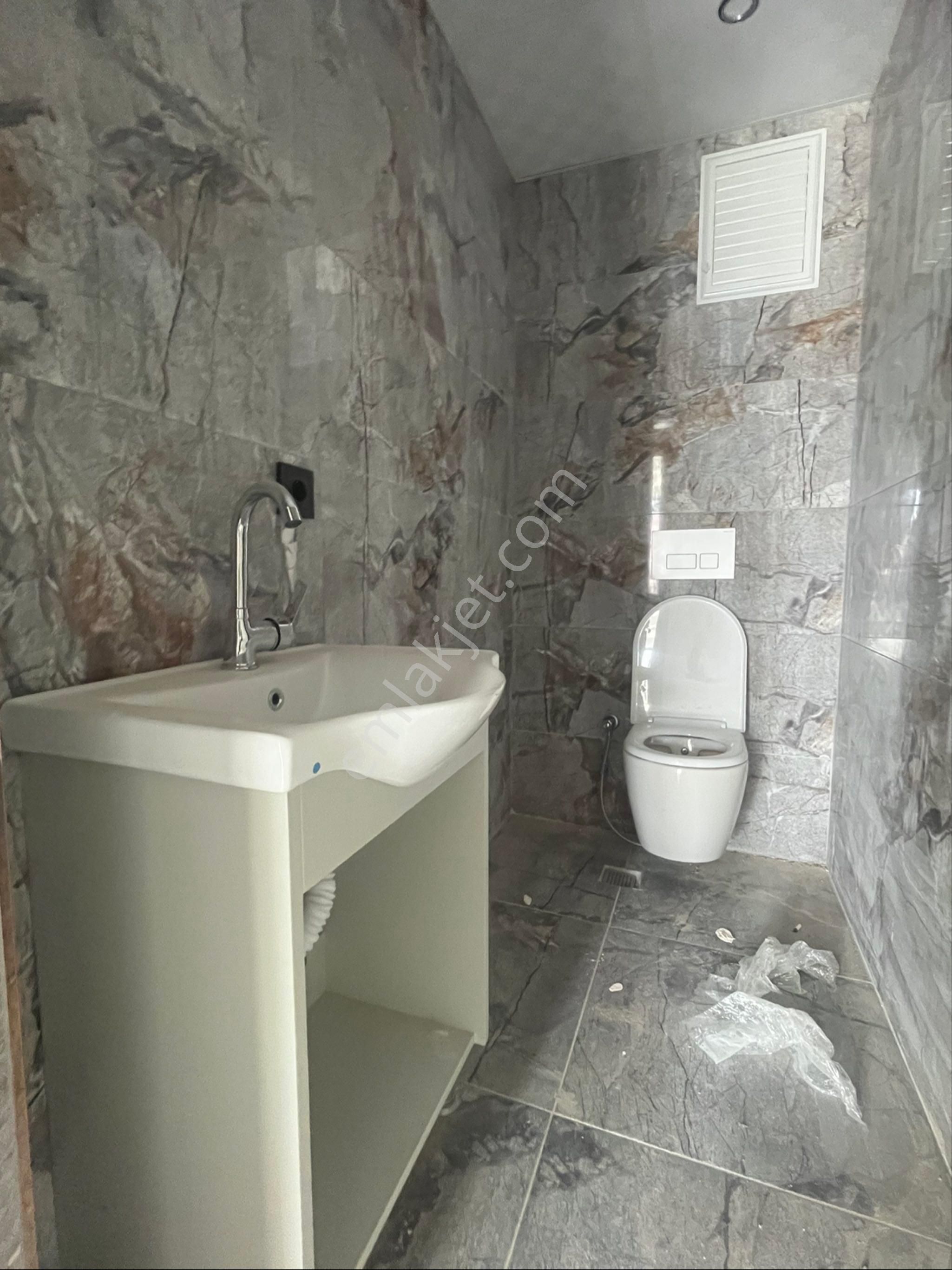 Denizli Şemikler’de 6 Dairelik Komple Satılık Bina - Görsel 7