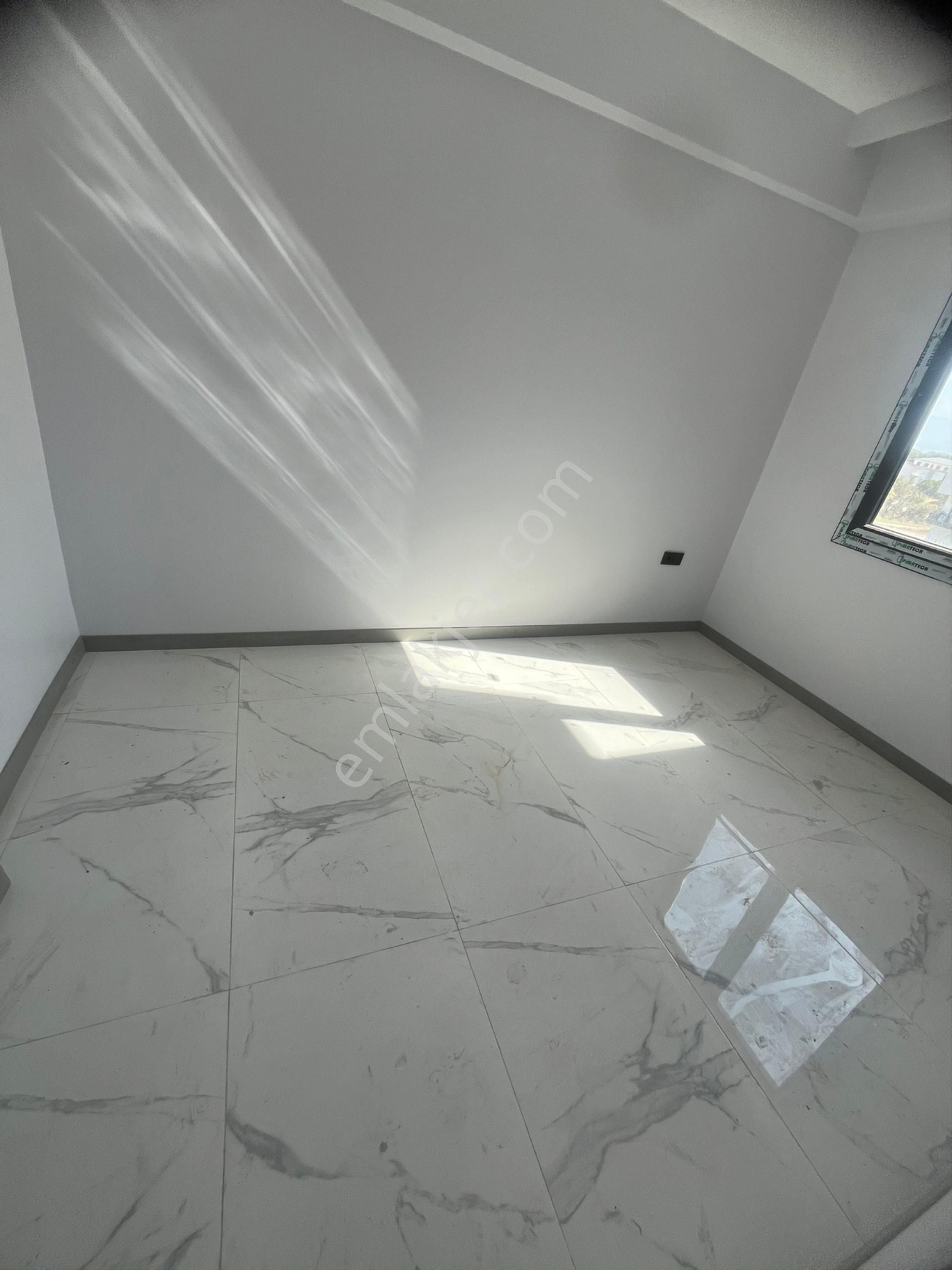 Denizli Şemikler’de 6 Dairelik Komple Satılık Bina - Görsel 14