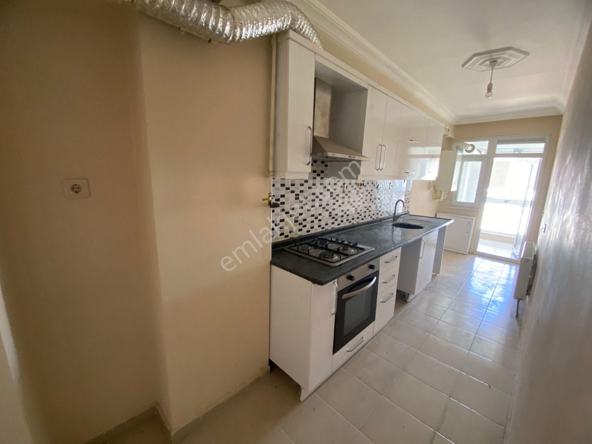 Çamlıca Mh Kapalı Pazar Yakını Arakat Cambalkon 2+1 Kiralık Kk-9