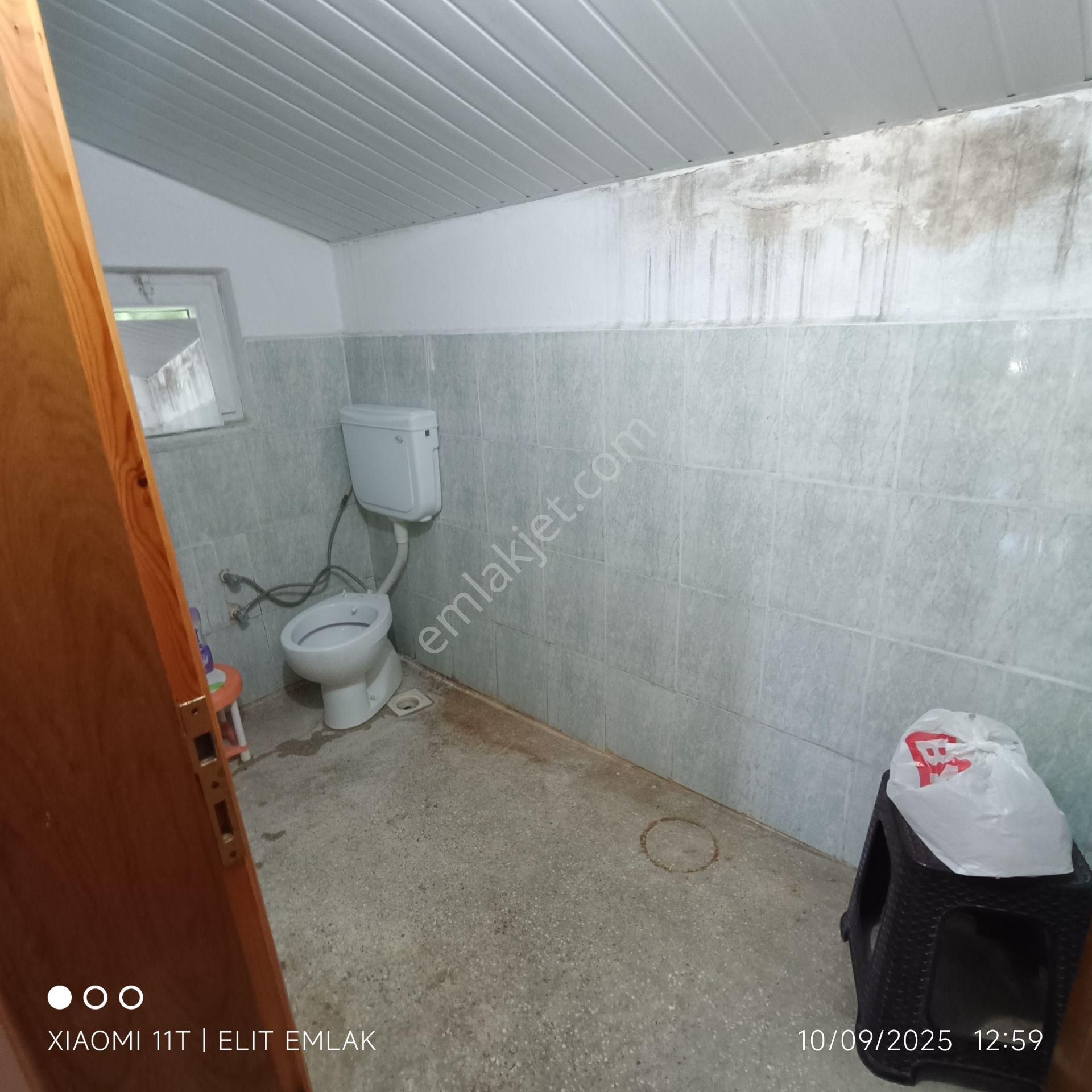 Elit Emlak Müstakil 2 Katlı Bahçeli 1,100 M2 Arsa - Görsel 28