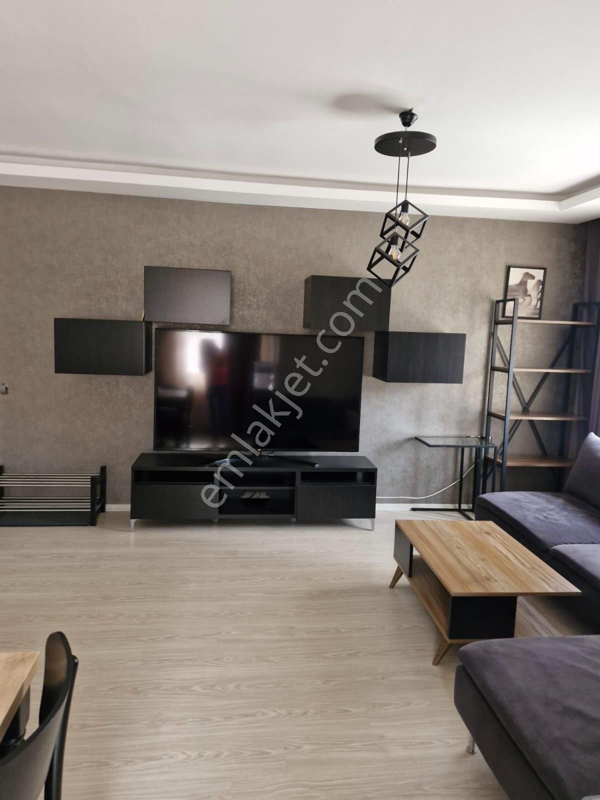 Konyaaltı Hurma Mah. Geniş Eşyalı Ara Katta 1+1 - Görsel 2