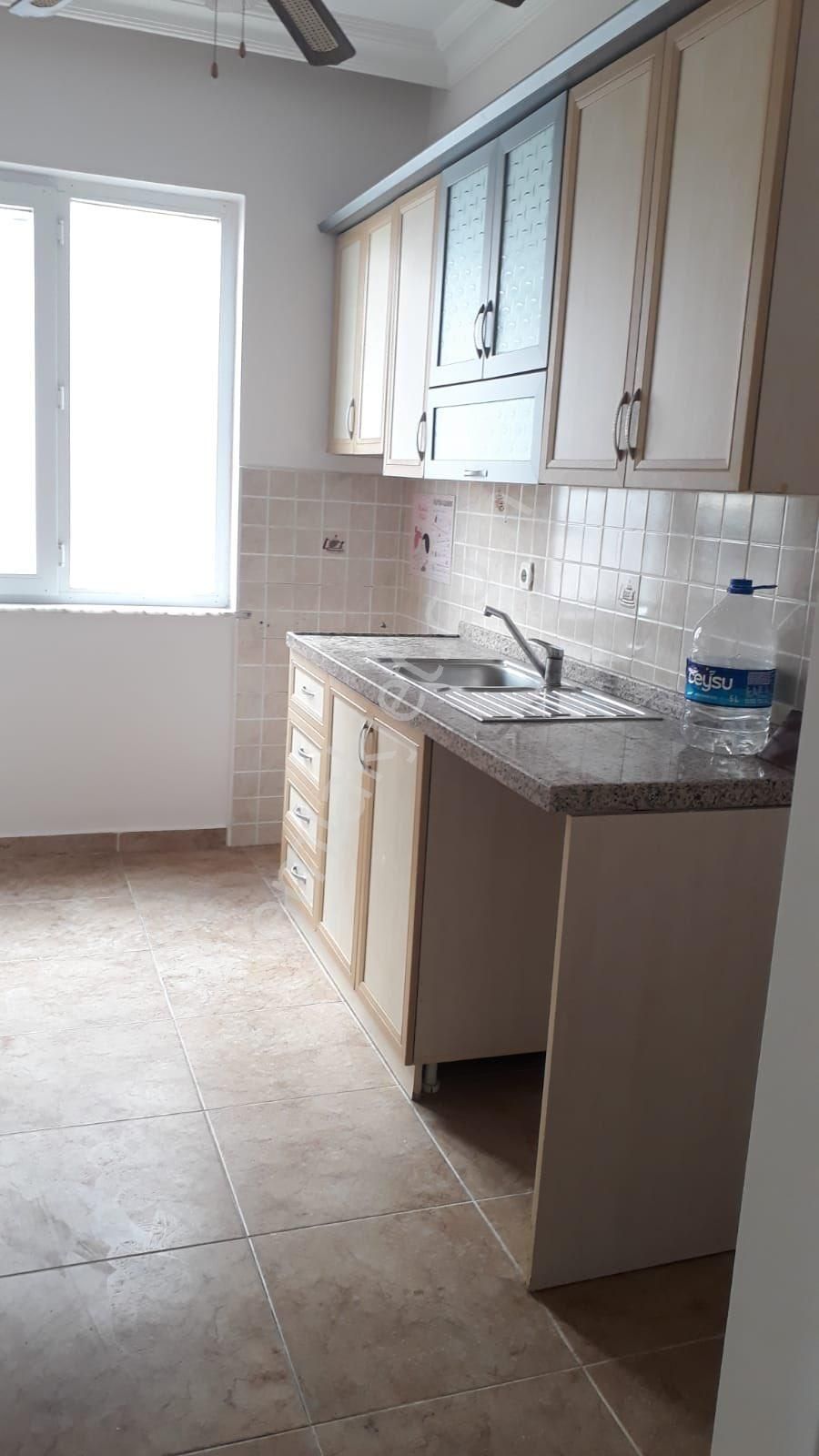 Konyaaltı Liman Mah. Tabela Değeri Yüksek Denize Yakın Ayrı Mutfaklı 2+1