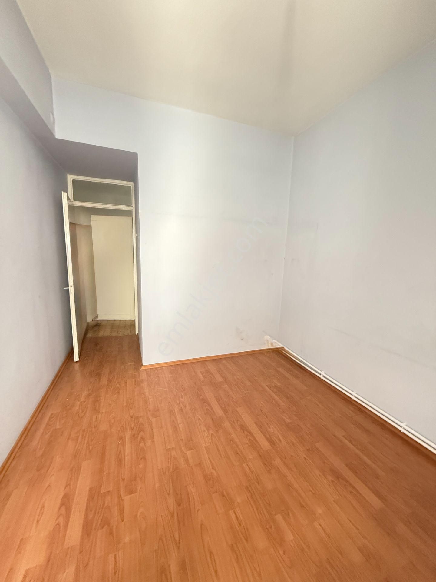 Söke Aydın Cad. Satılık Geniş 3+1 - Görsel 17