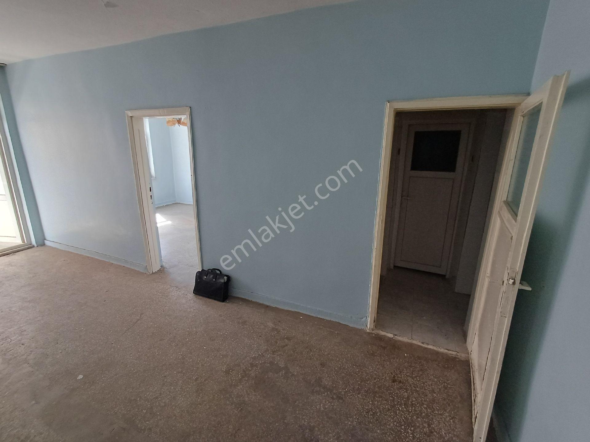 Satılık 2+1 Şehitlik Mah 41. Sok Çetin Apt Diyarbakır - Görsel 9