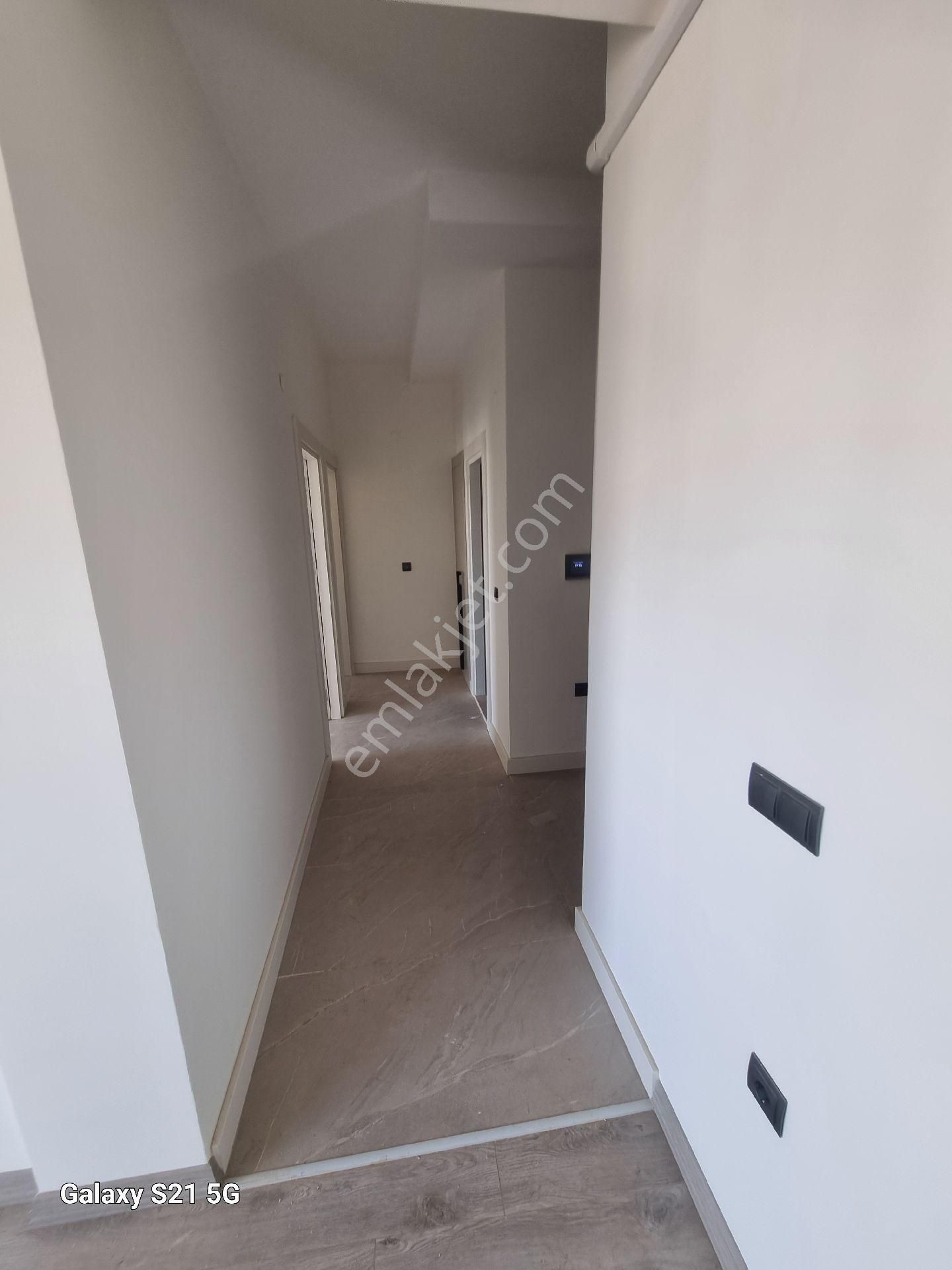 Kuşadası Degırmenderede Dogalgazlı Sıfır 2+1 Daıre - Görsel 9