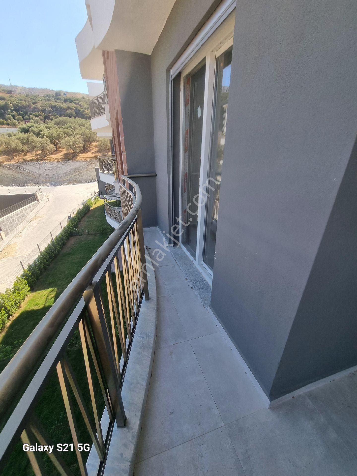 Kuşadası Degırmenderede Dogalgazlı Sıfır 2+1 Daıre - Görsel 22