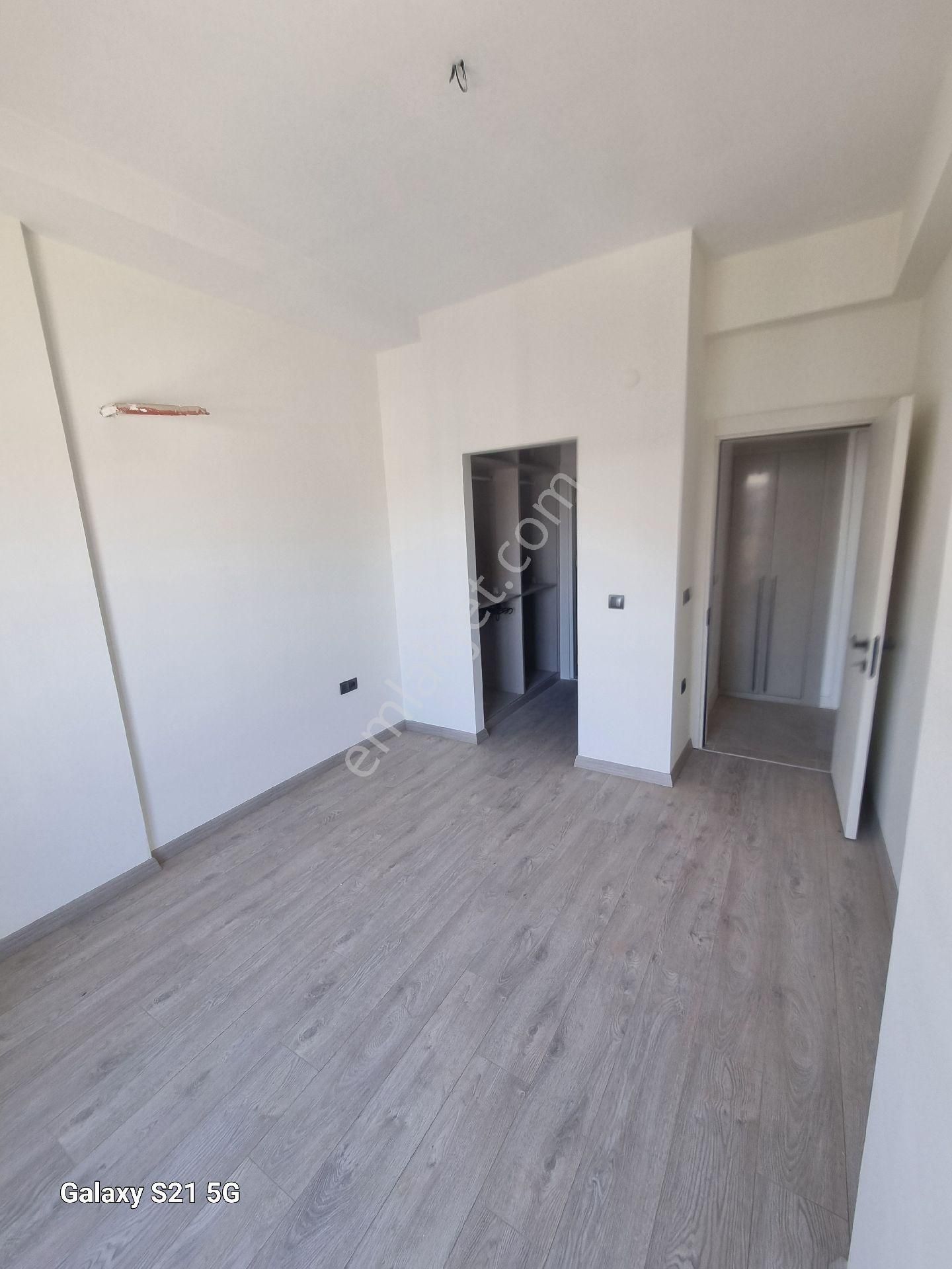 Kuşadası Degırmenderede Dogalgazlı Sıfır 2+1 Daıre - Görsel 21