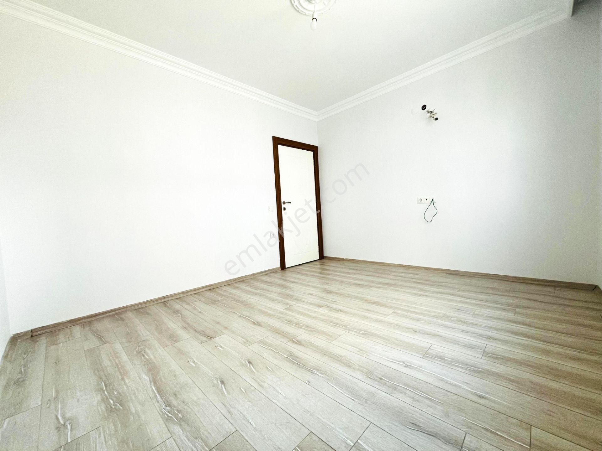 Ulaşım Sorunu Olmayan 2 Yıllık Sıfır Ayarında Asansörlü 2+1 Satılık Daire - Görsel 20