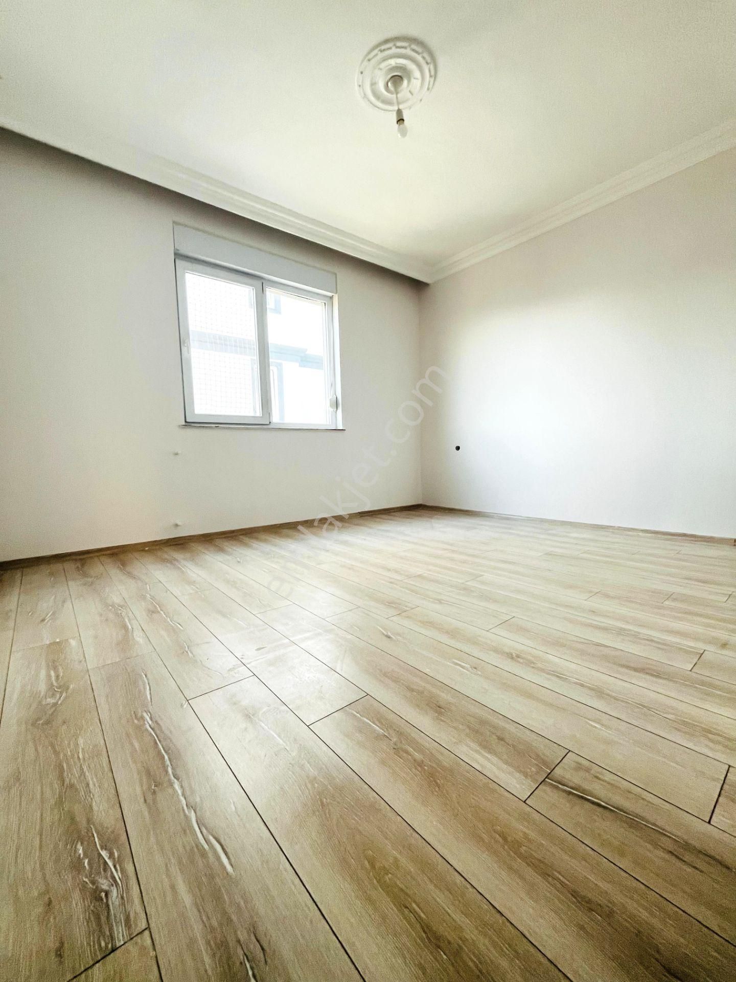 Ulaşım Sorunu Olmayan 2 Yıllık Sıfır Ayarında Asansörlü 2+1 Satılık Daire - Görsel 17