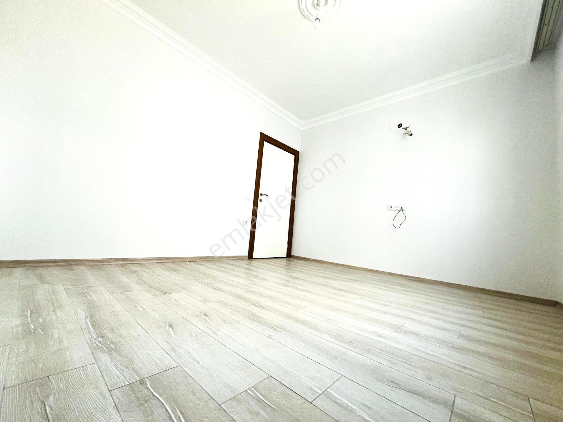 Ulaşım Sorunu Olmayan 2 Yıllık Sıfır Ayarında Asansörlü 2+1 Satılık Daire - Görsel 15