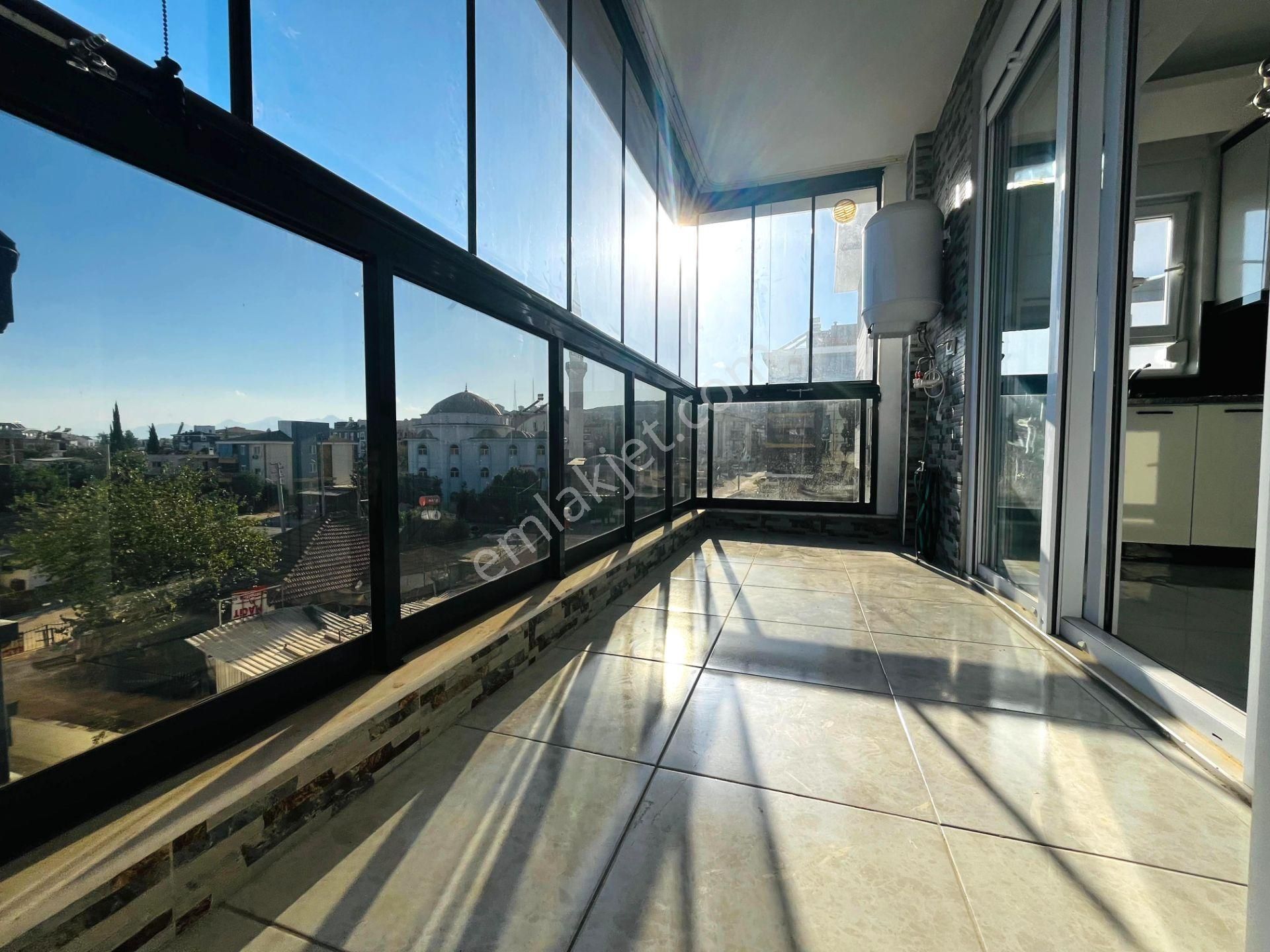 Ulaşım Sorunu Olmayan 2 Yıllık Sıfır Ayarında Asansörlü 2+1 Satılık Daire - Görsel 29