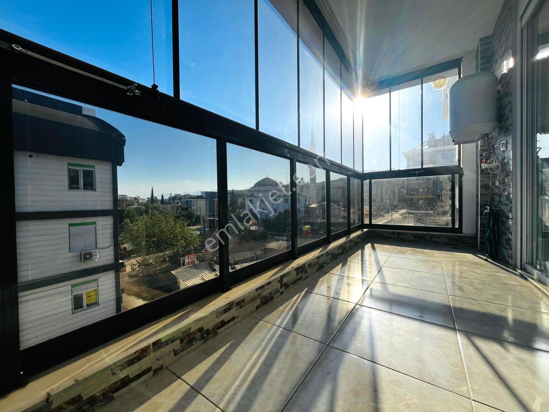 Ulaşım Sorunu Olmayan 2 Yıllık Sıfır Ayarında Asansörlü 2+1 Satılık Daire - Görsel 30