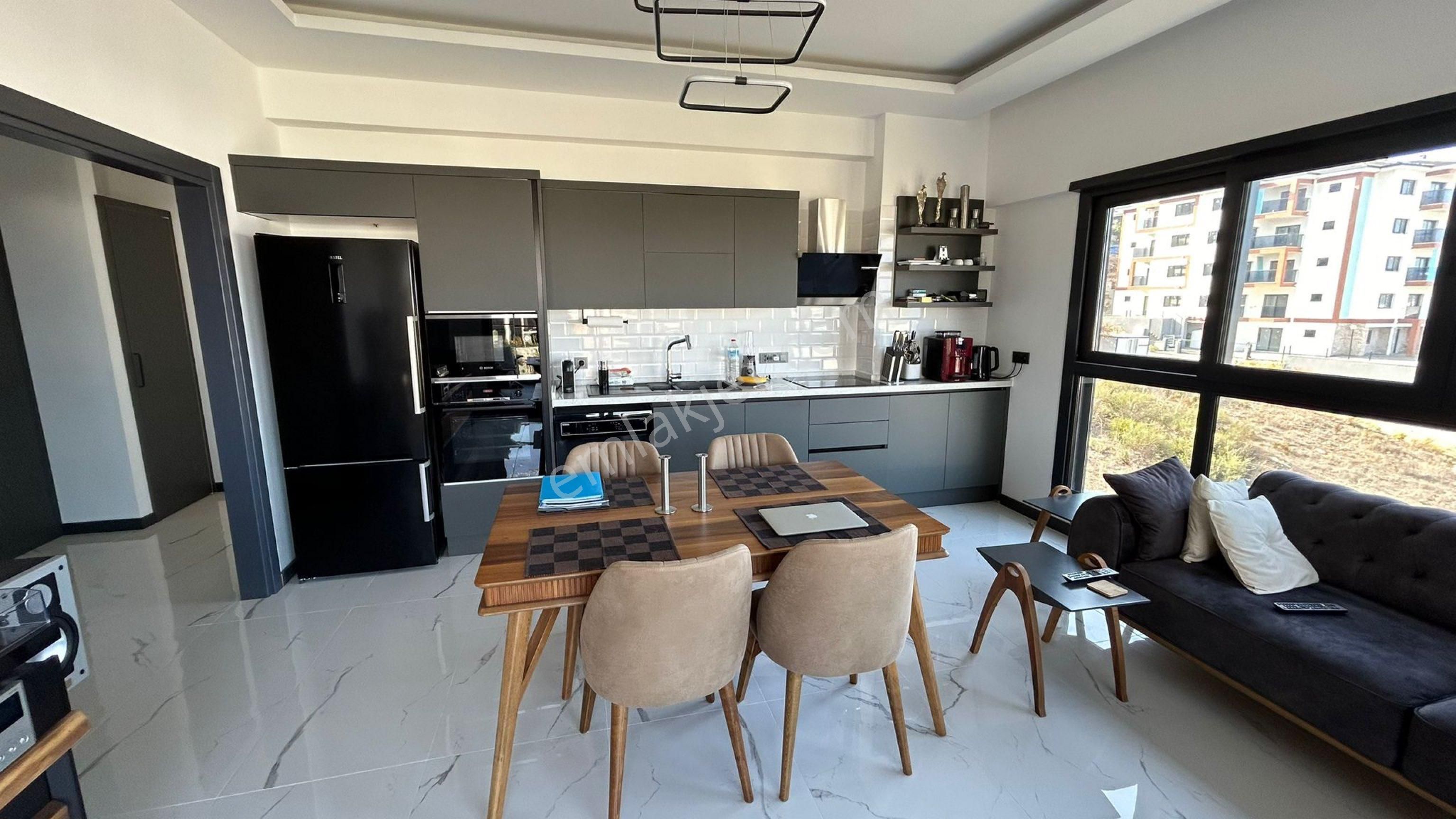 Değirmendere Mahallesinde 2+1 Manzaralı Yerden Isınma Havuzlu Lüx Ara Kat Daire - Görsel 4