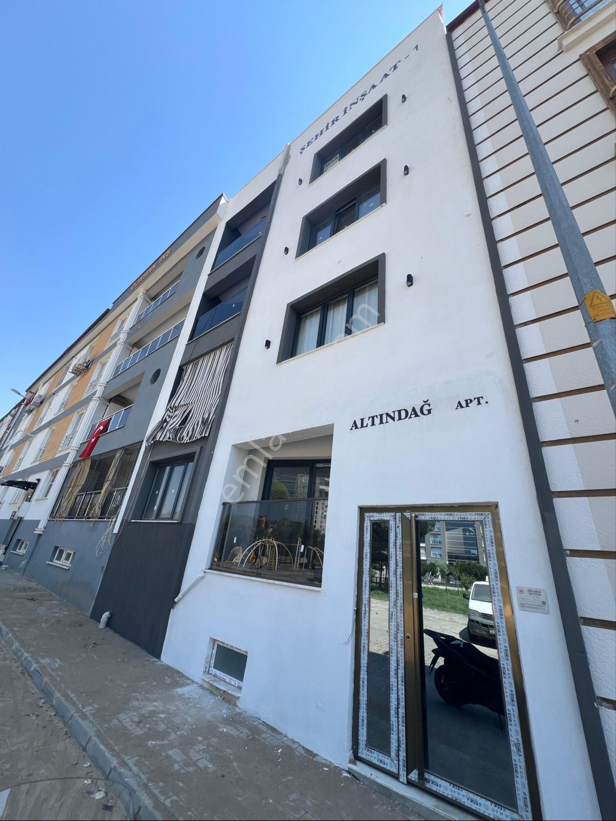 | Şehir’den | Yıldıztepe Mh Önü Açık Park Cepheli Sıfır 2+1 Yerden Isıtmalı Doğalgazlı Kiralık Daire