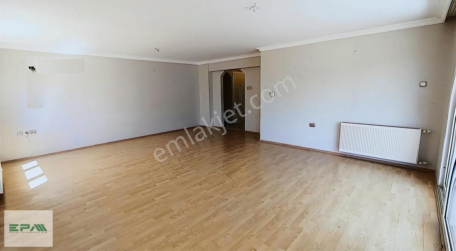 Susuzdede Bloklarda Şehrin Tamkalbinde Keyifli 4+1 Satılık Daire - Görsel 6