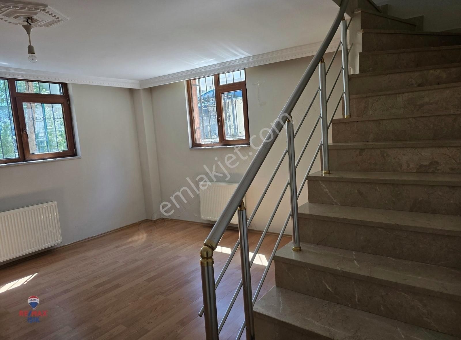 Sancaktepe De 2+1 Geniş Park Karşısı Boş Bakımlı Ferah - Görsel 22