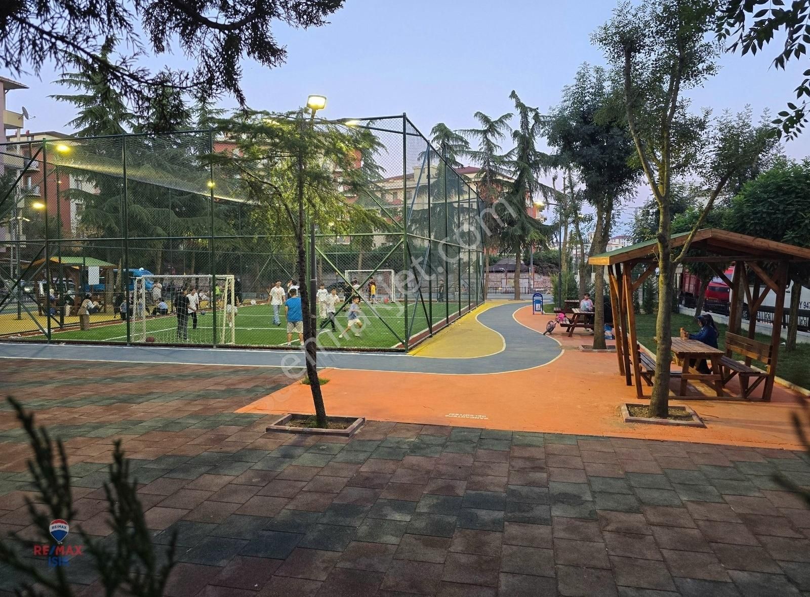 Sancaktepe De 2+1 Geniş Park Karşısı Boş Bakımlı Ferah - Görsel 24